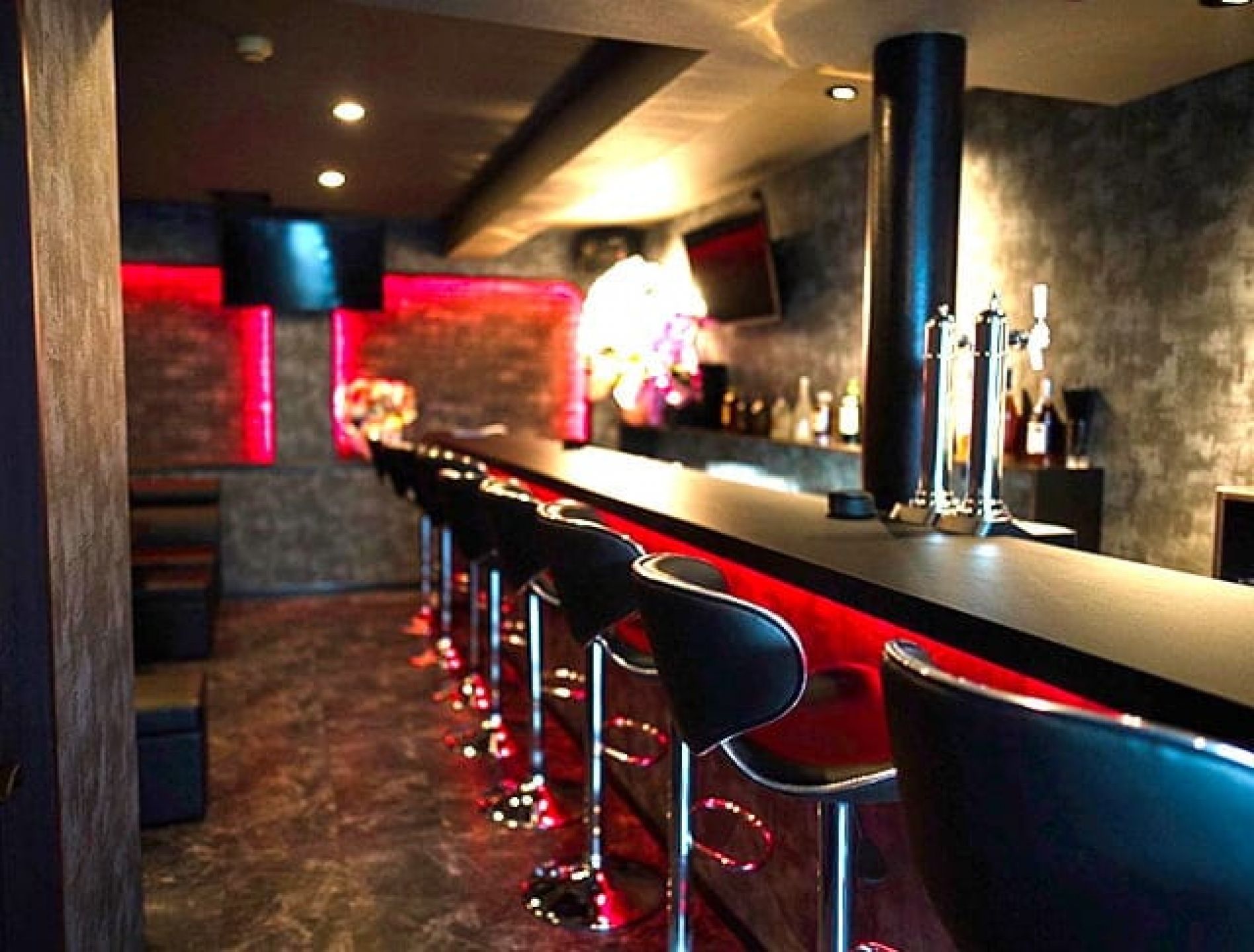 BAR101の店舗画像