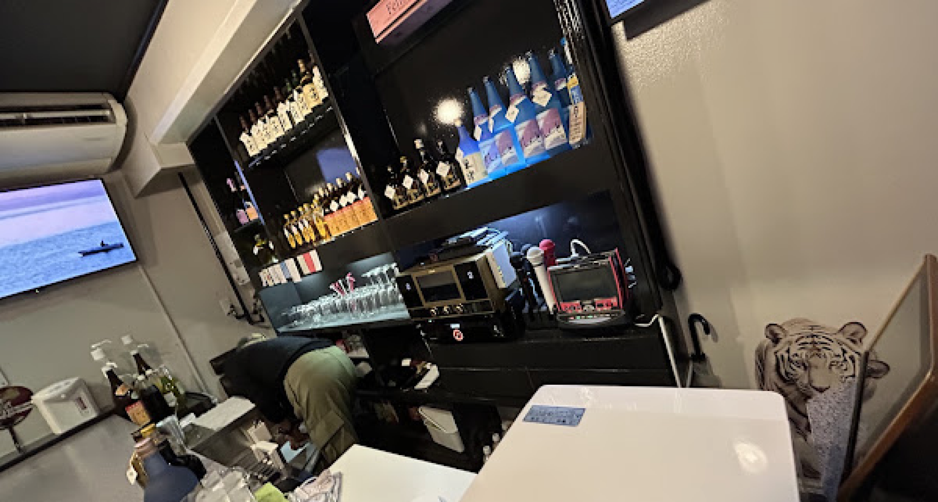 カラオケスナック 月（つき）の店舗画像