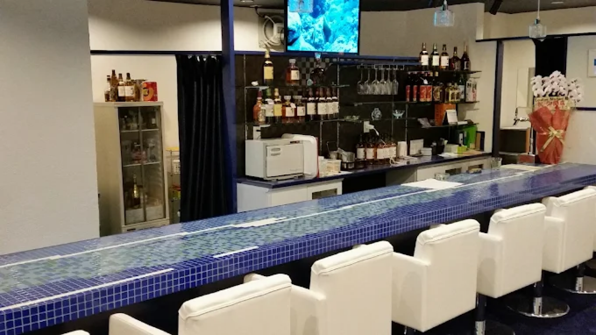 ラウンジ・マリンの店舗画像
