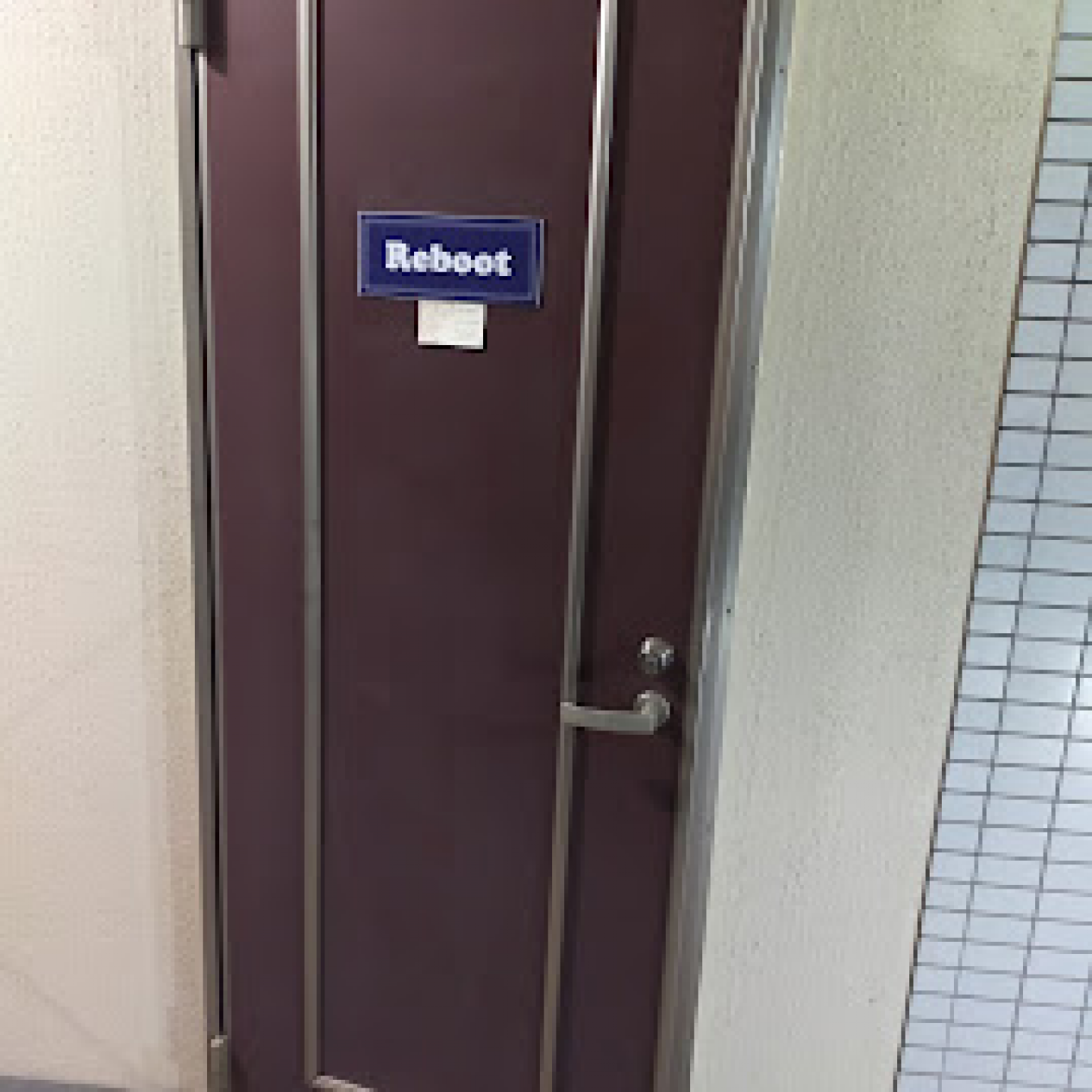 スナック Reboot（リブート）の外観画像